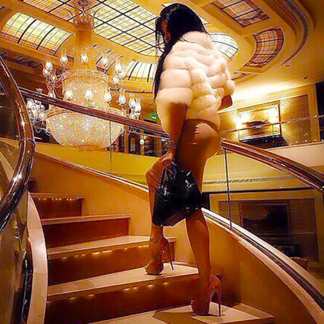 All about beauty and fashion. SGV-N