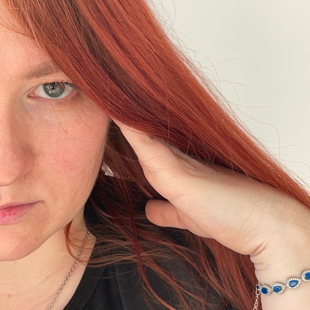 Яна Гениатор идей